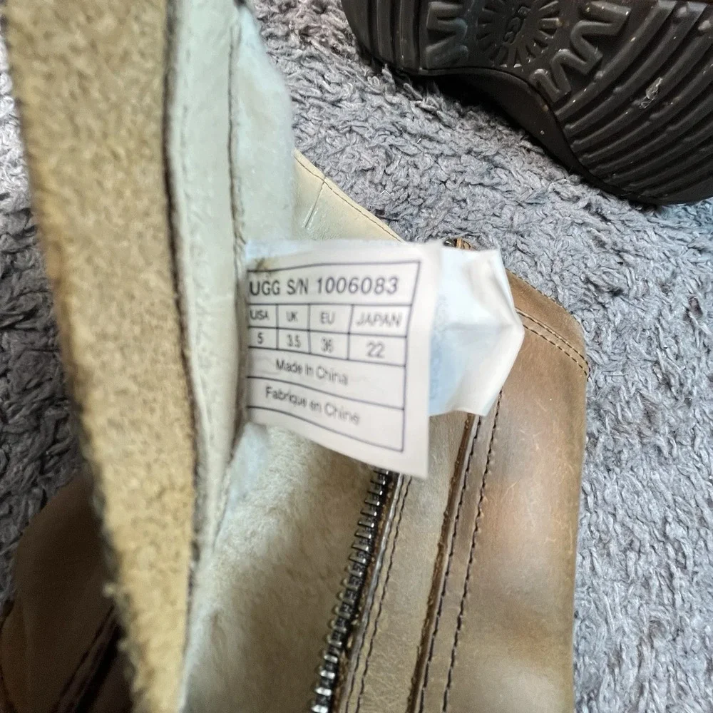 UGG Australia 1006083 Kaleen Leather Boots Sheepskin Chestnut Size 5